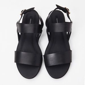 Size 7 Forever 21 black sandals